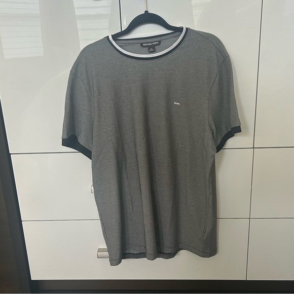 NWT Contrast Trim T-Shirt - Picture 7 of 9